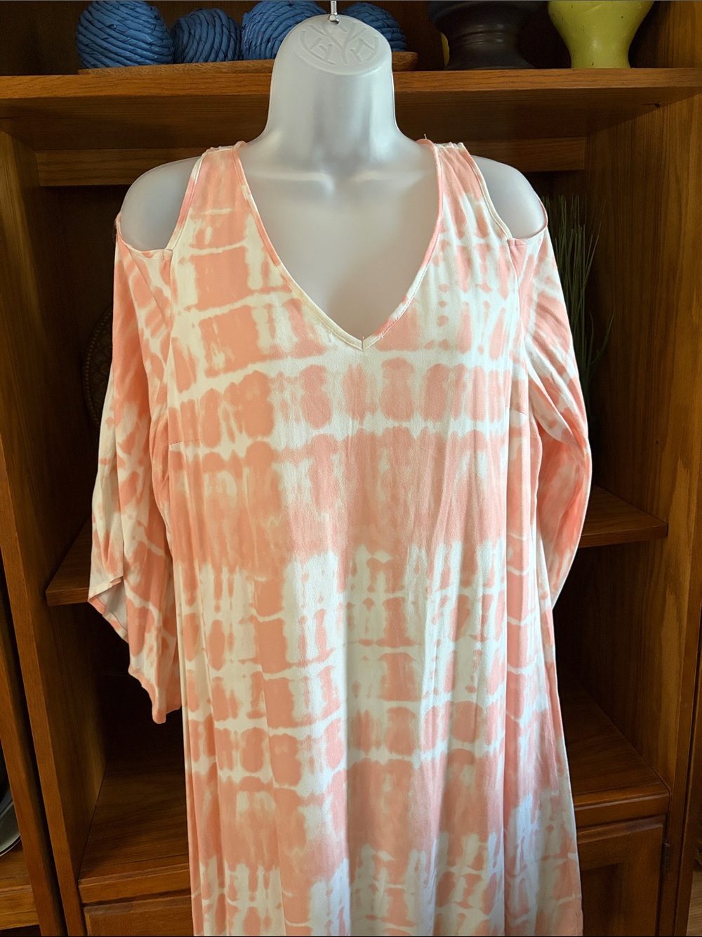 Cato Light Coral and White Tie-Dye Cold-Shoulder Dress NWT fully lined